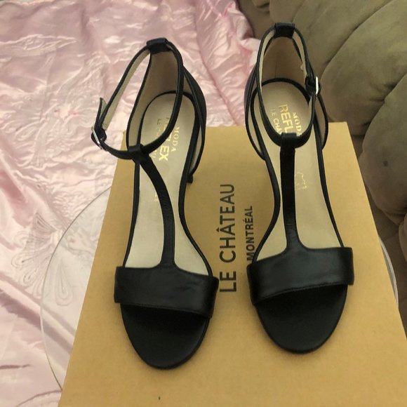 Leather Brand New Le Chateau  leather heels - Picture 2 of 9